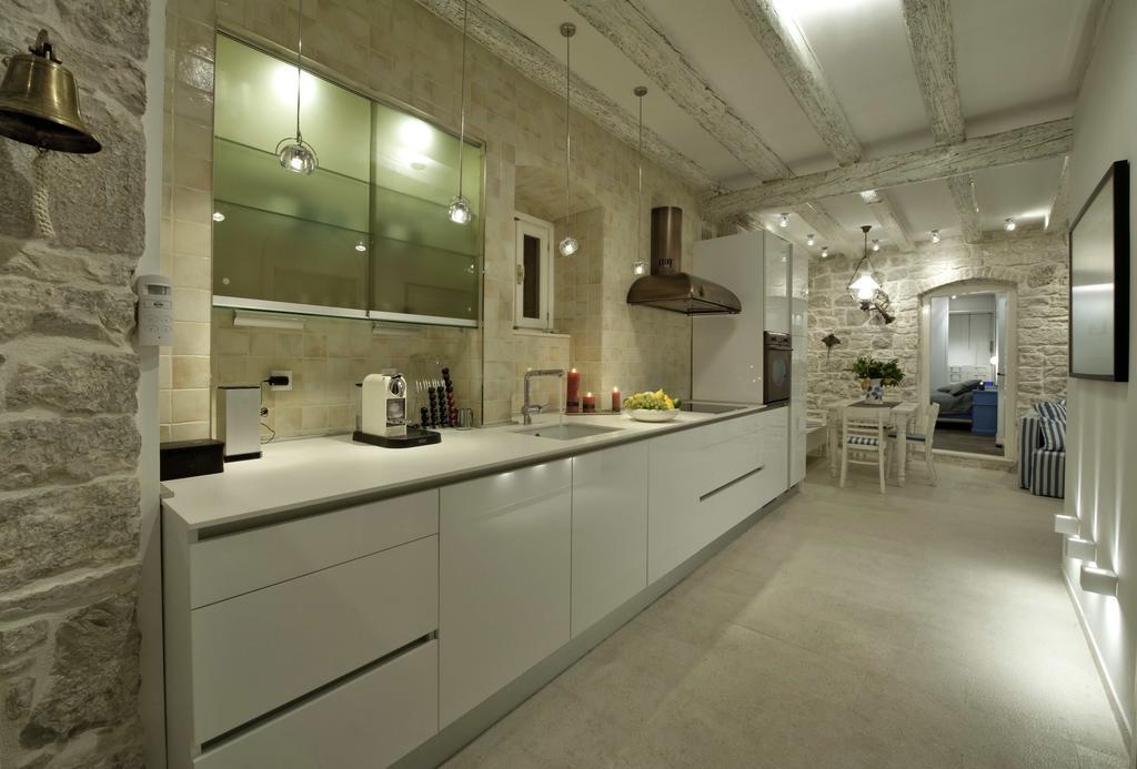 Apartment Whooart Komiža Buitenkant foto