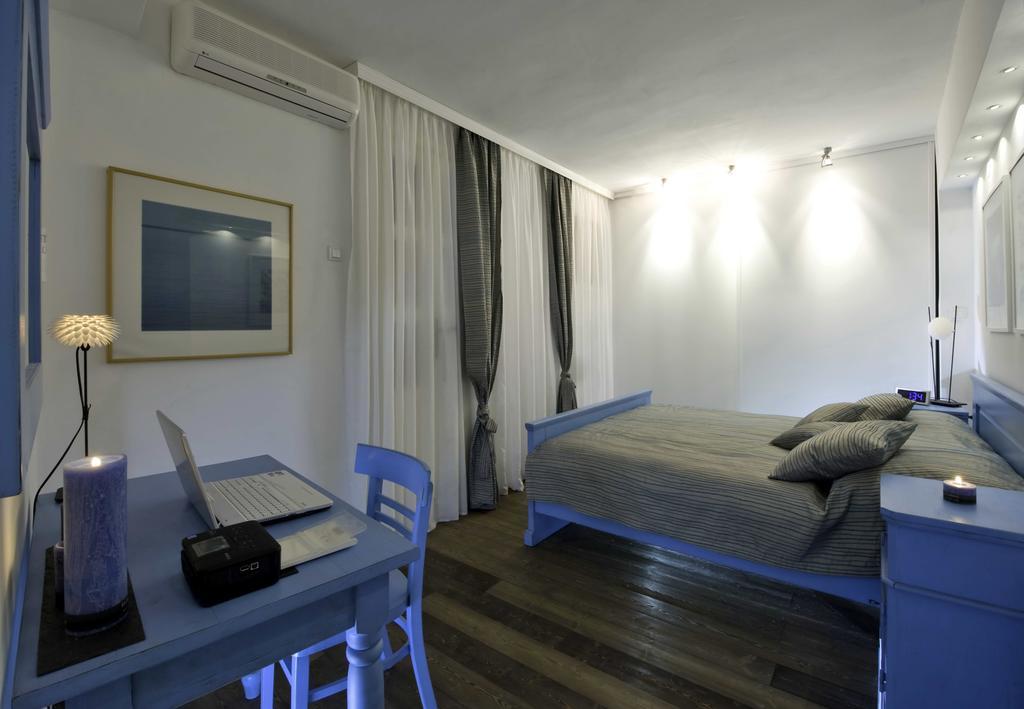 Apartment Whooart Komiža Buitenkant foto