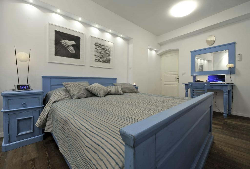 Apartment Whooart Komiža Buitenkant foto